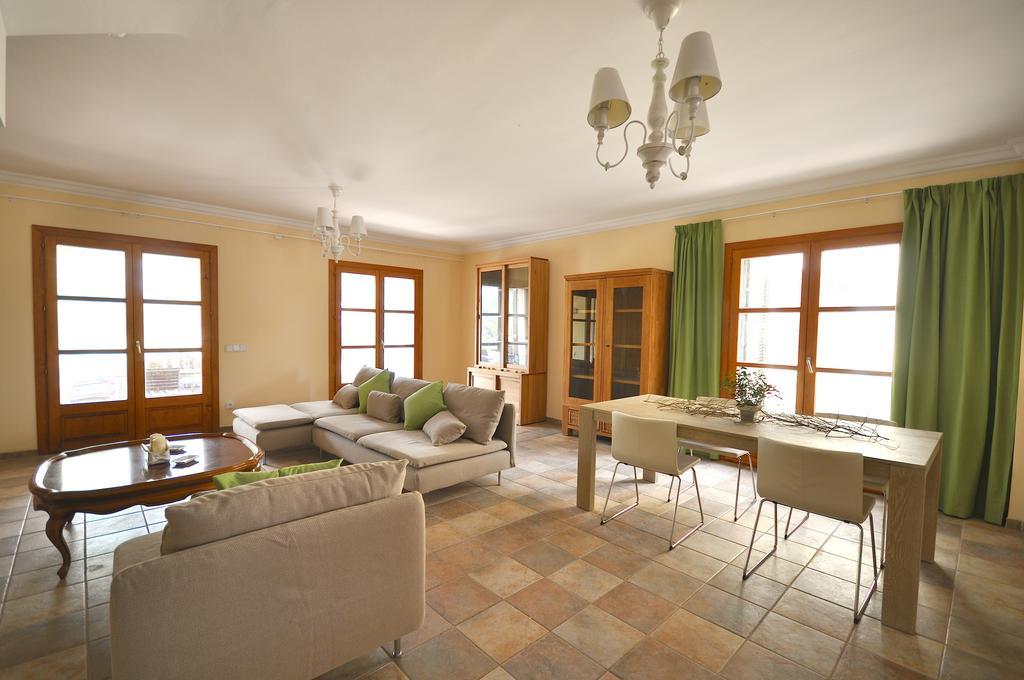 Houm Villa Cala Pi Zimmer foto